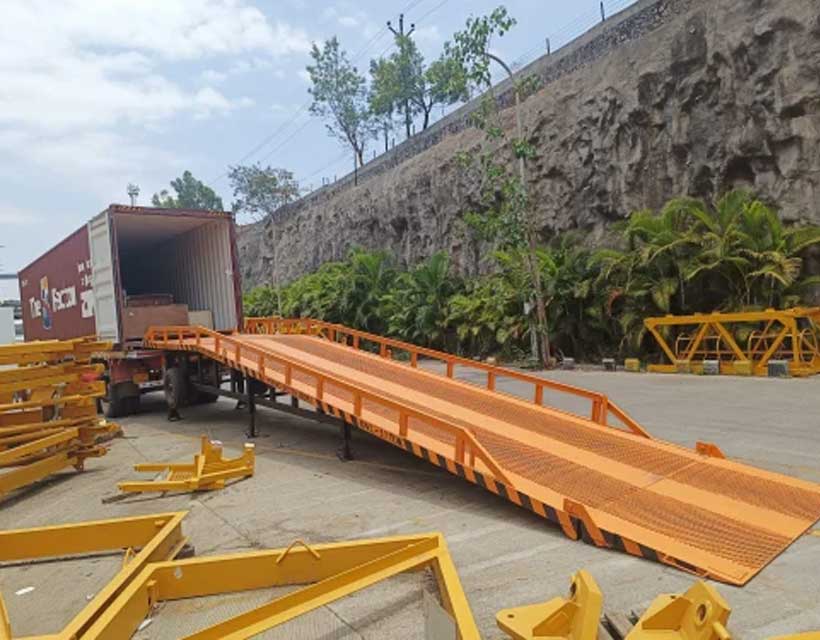 Dock Ramp / Yard Ramp